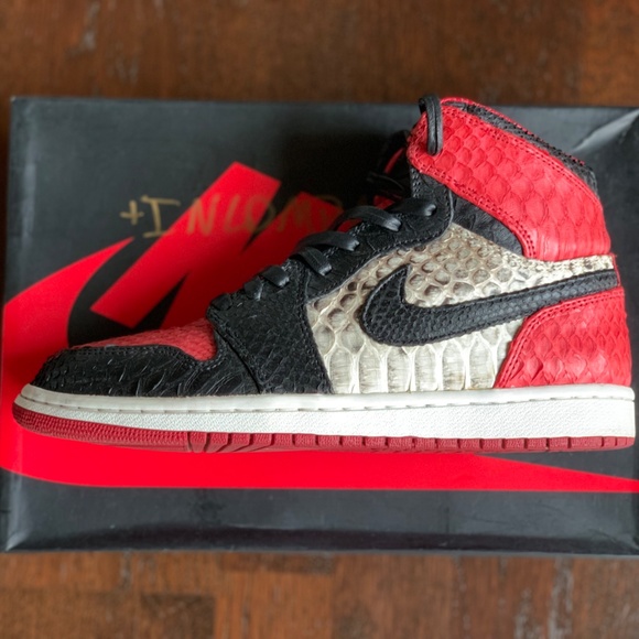 2014 AUTHENTIC AIR JORDAN 1 JBF CUSTOMS CHICAGO BRED main image 6
